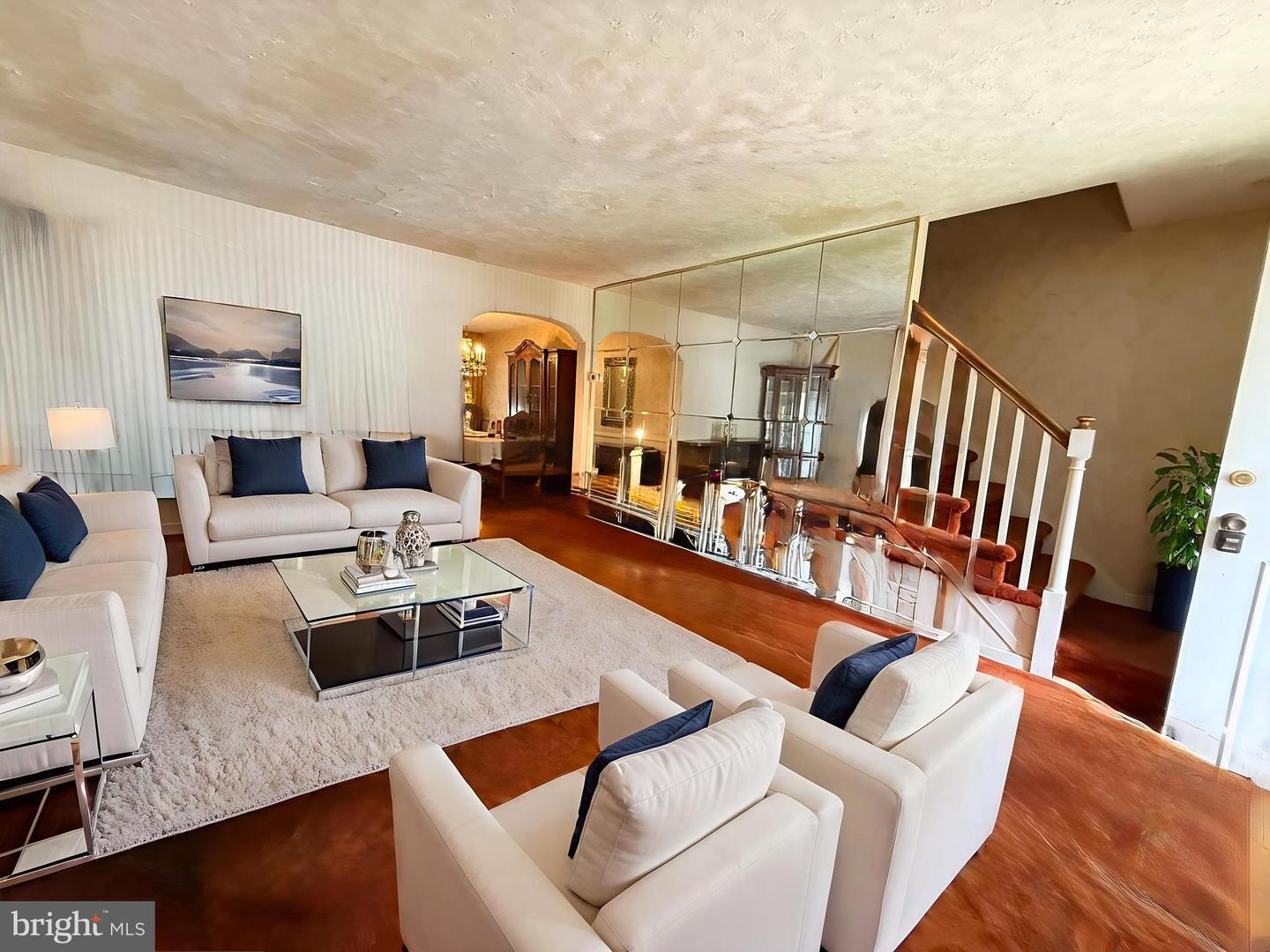Property Photo: 1036 Lawrence Avenue PA 19023