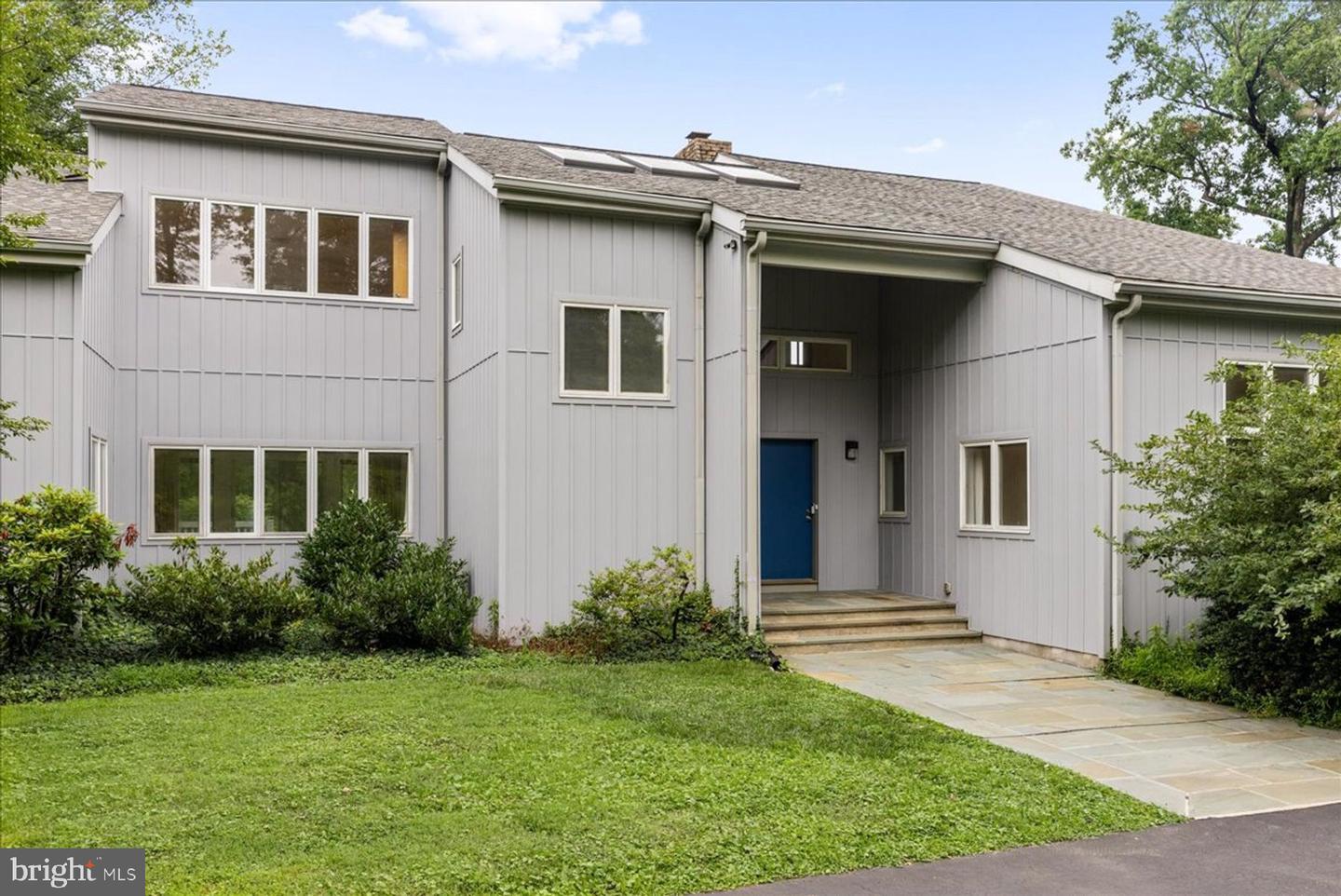 Property Photo:  764 Mount Pleasant Road  PA 19010 