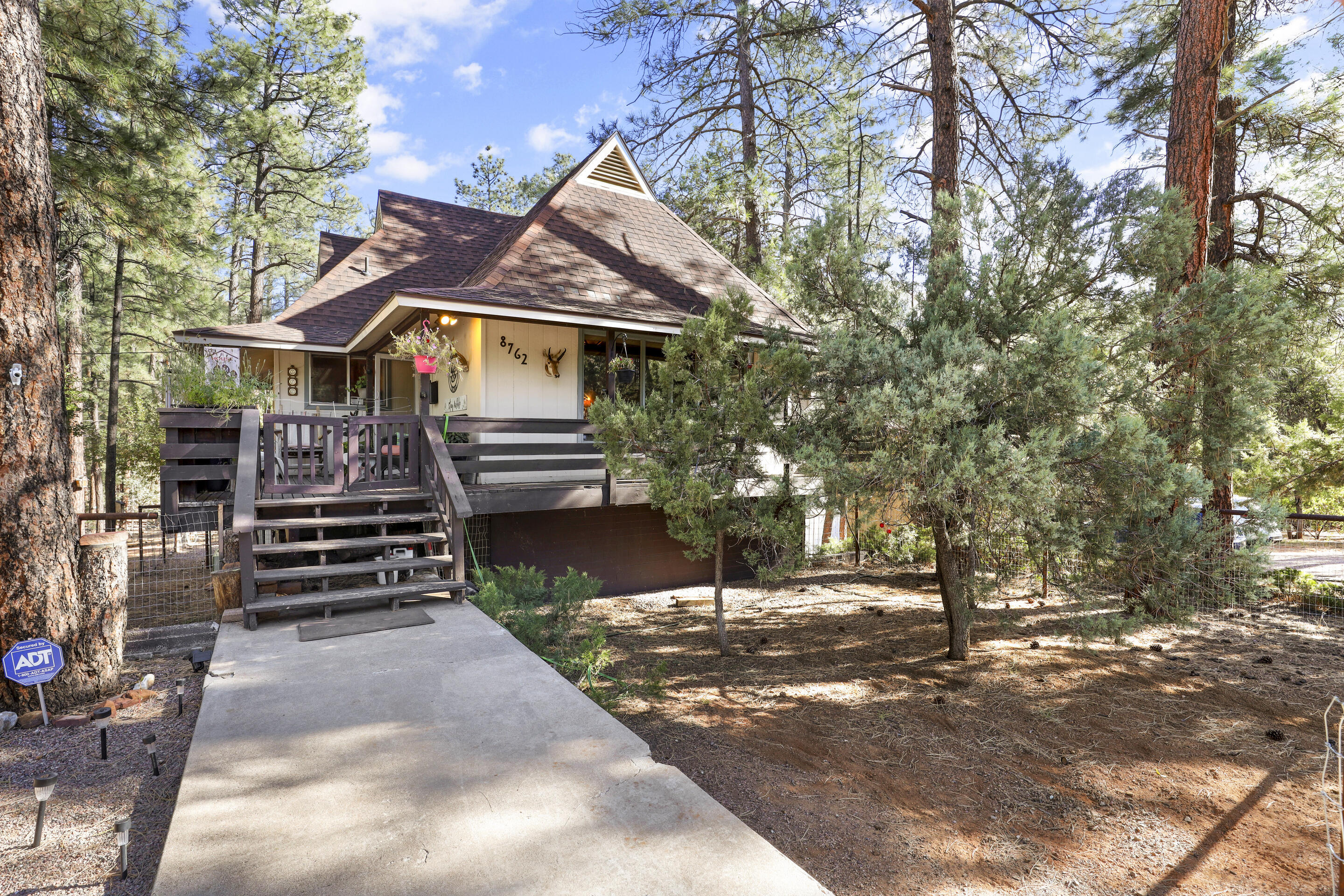 Property Photo: 8762 W Dans Hwy AZ 85544