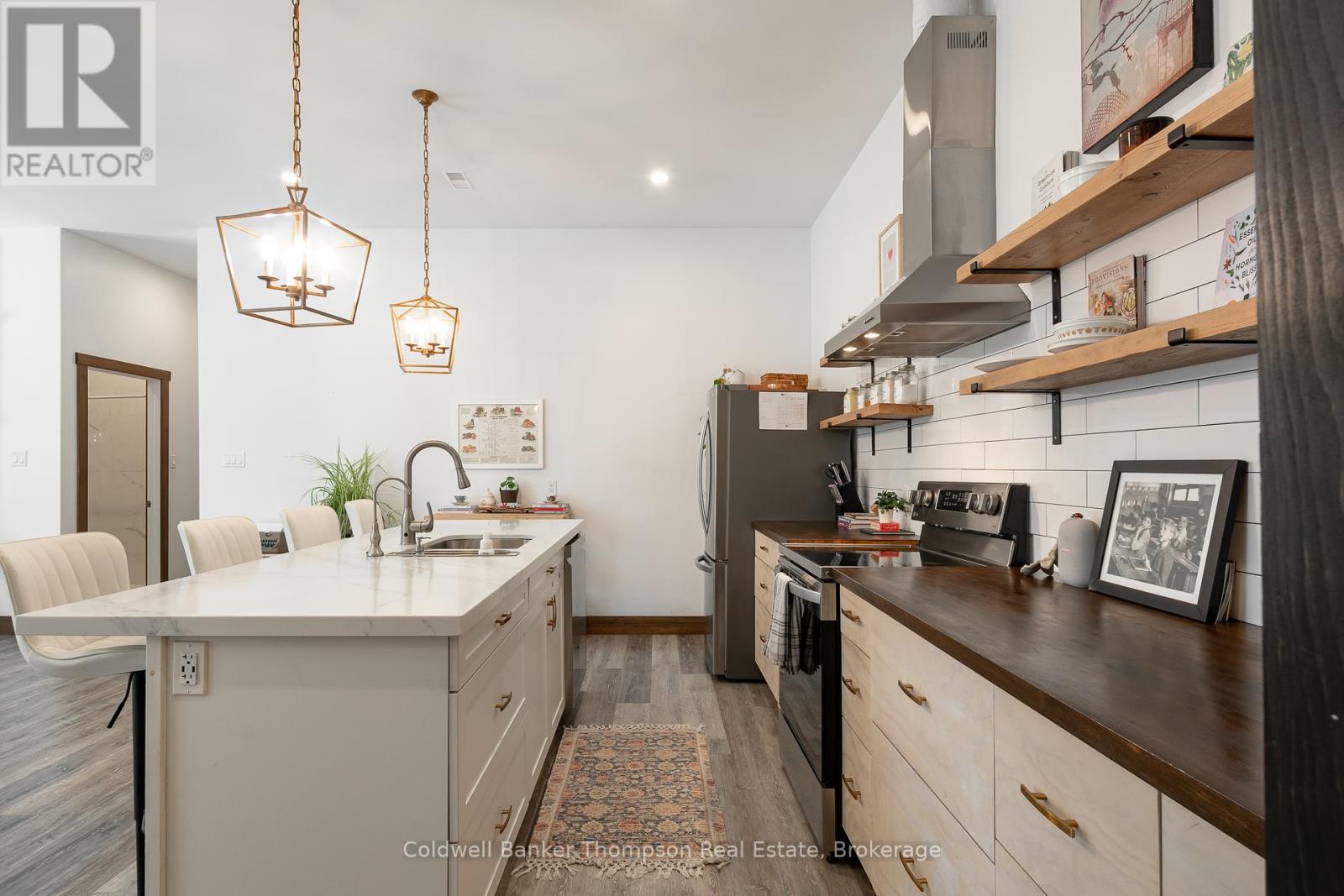 Photo de la propriété:  13 Lewis Street  ON P0A 1X0 