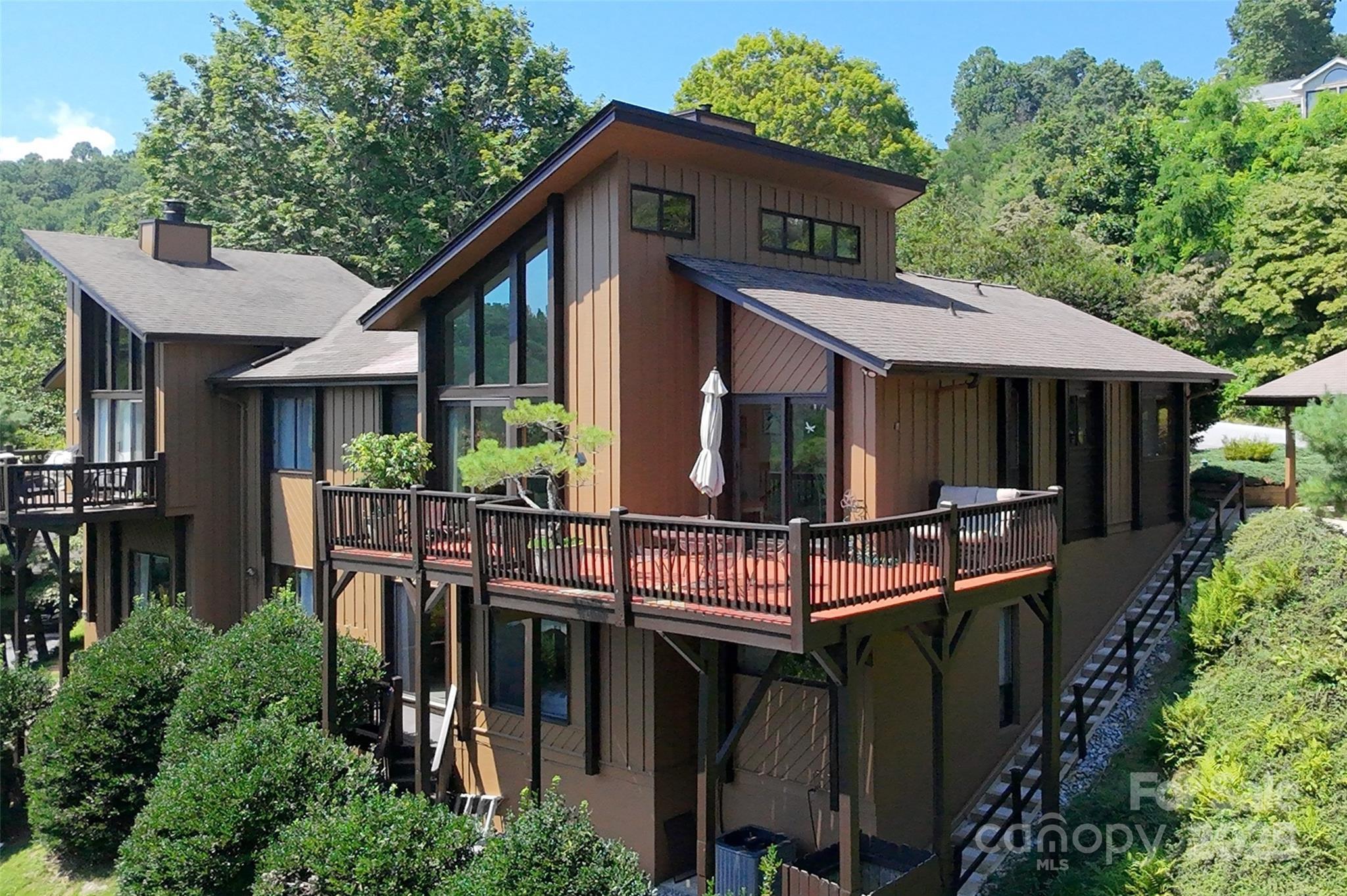 Property Photo: 141 Country Ridge Road NC 28739