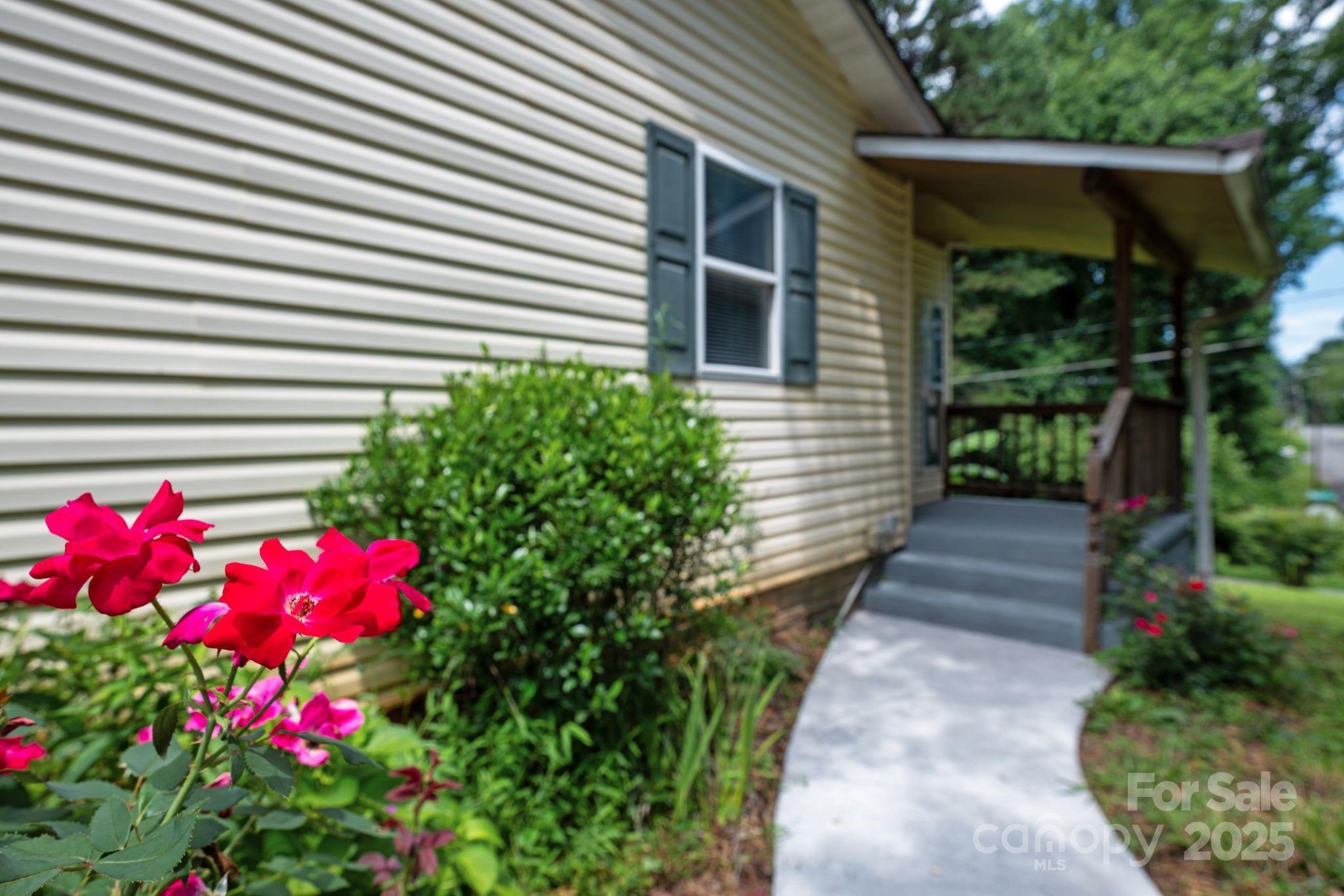 Property Photo: 4200 Mineral Avenue NC 27105