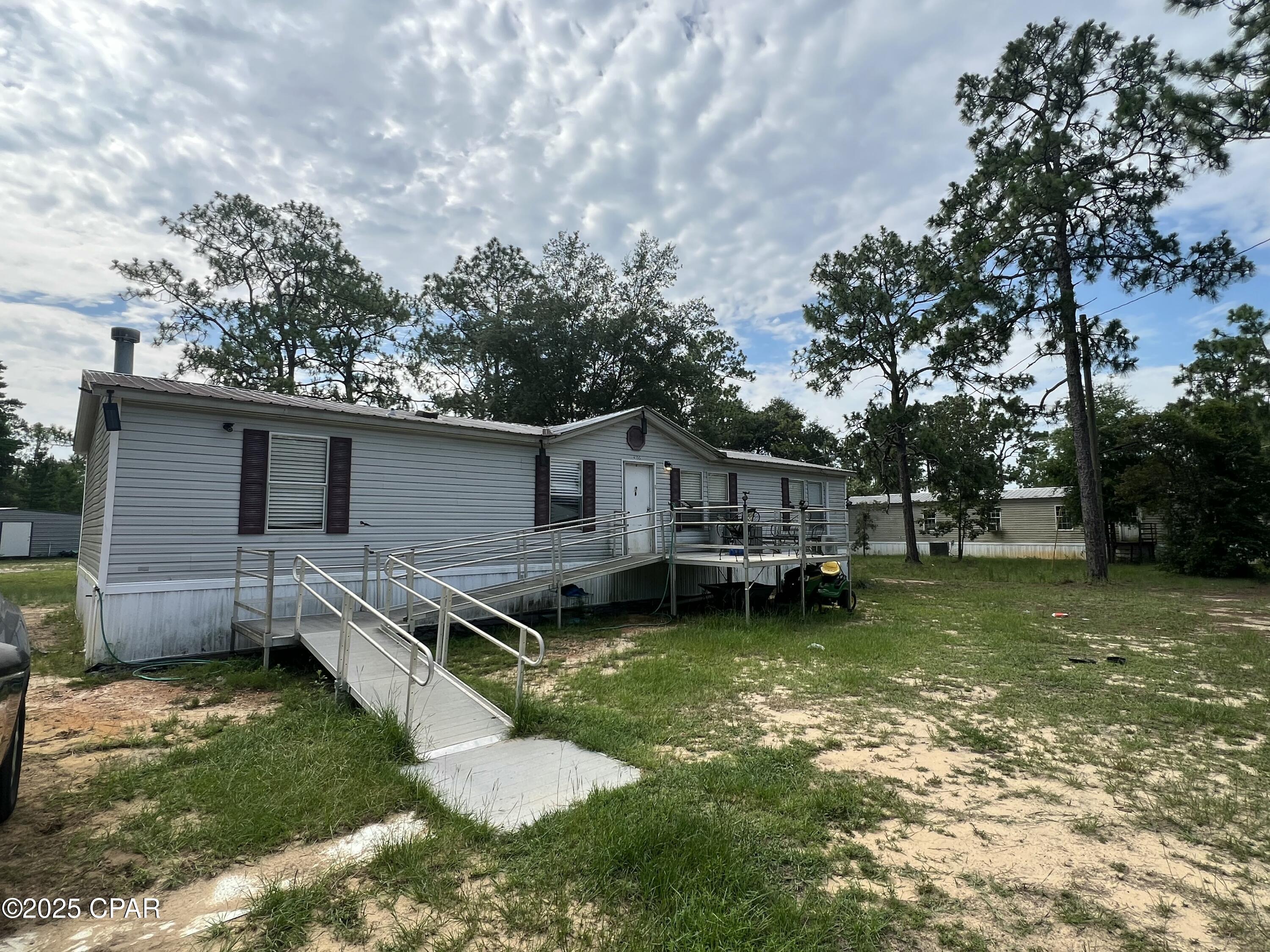 Property Photo: 4151-4155 Yorkshire Drive FL 32428