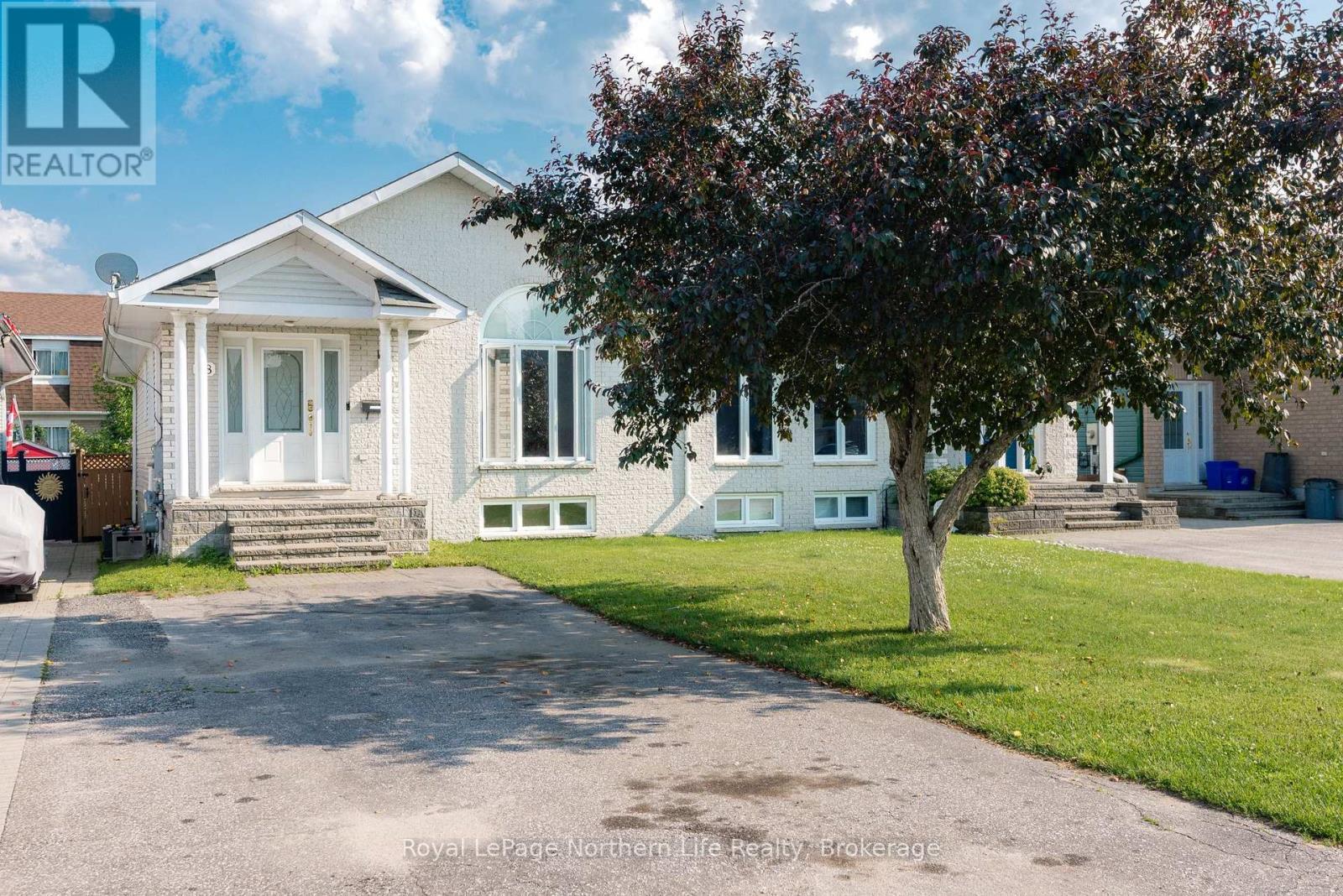 Property Photo: 28 Mariah Street ON P1A 4L9