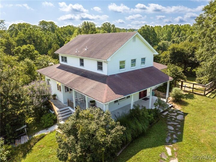 Property Photo: 522 Saylers Hill Drive VA 23966