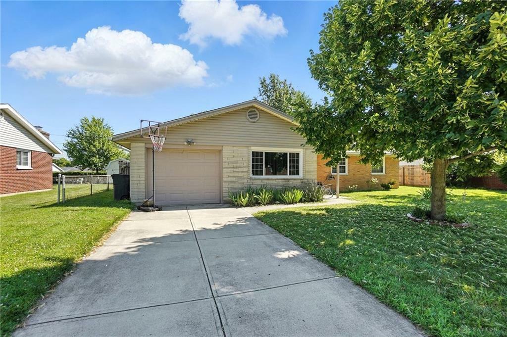 Property Photo: 815 Hile Lane OH 45322