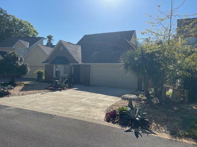 Property Photo: 810 Fairway Lakes Drive FL 32578