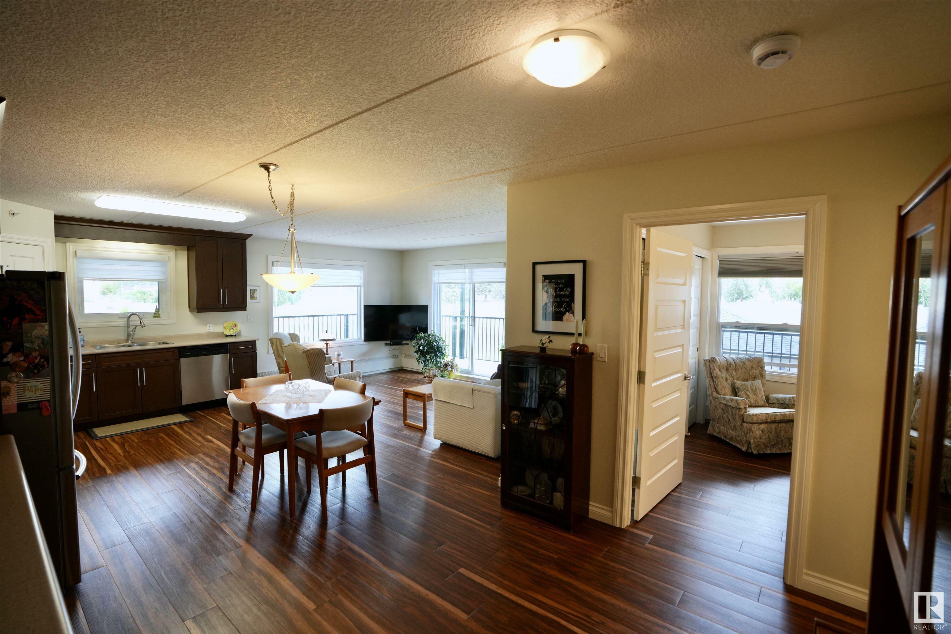 Photo de la propriété: 4614A Lakeshore Drive 204 AB T0A 3A3