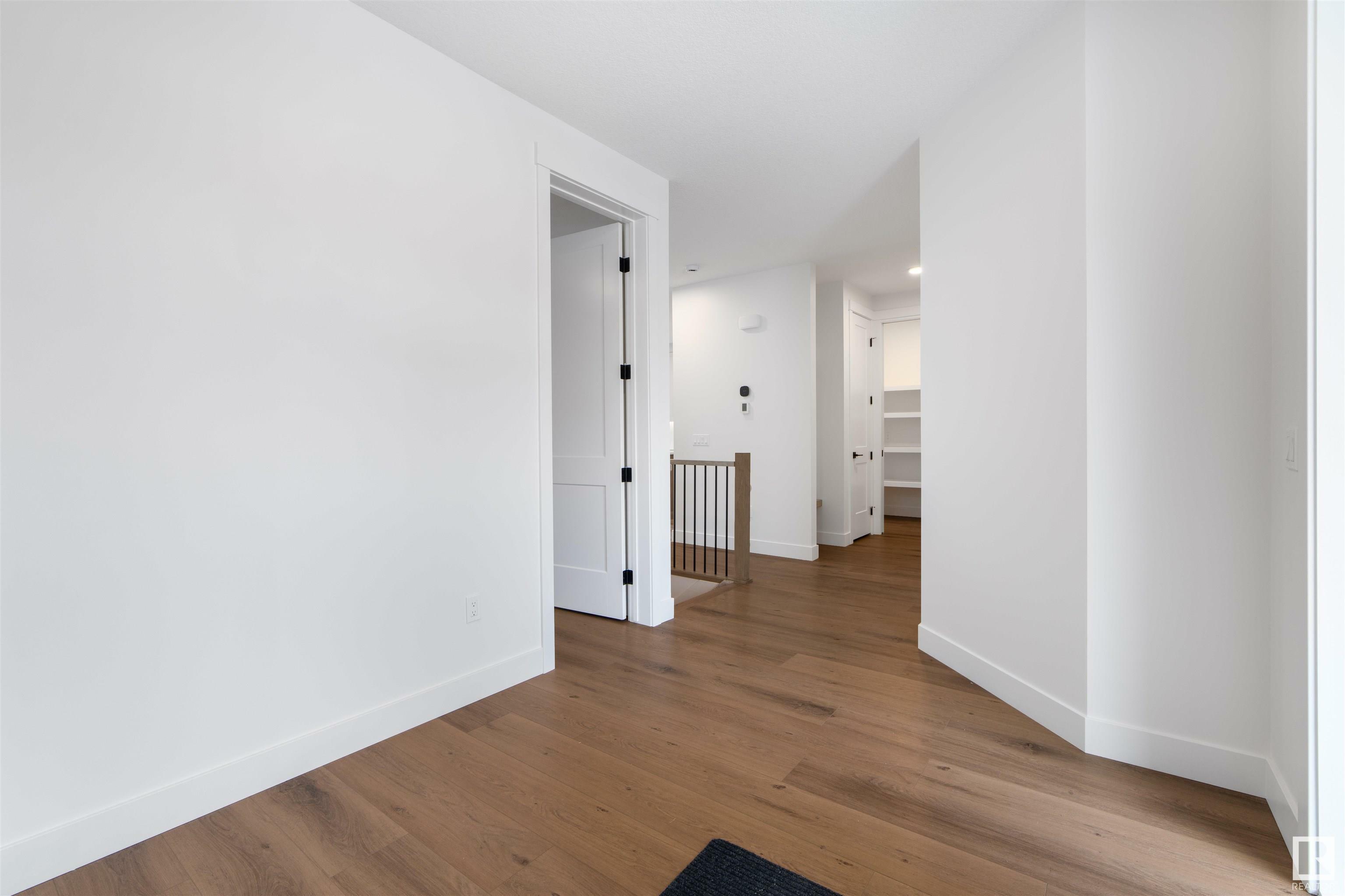 Property Photo: 7 Sydwyck Circle AB T7X 0A0