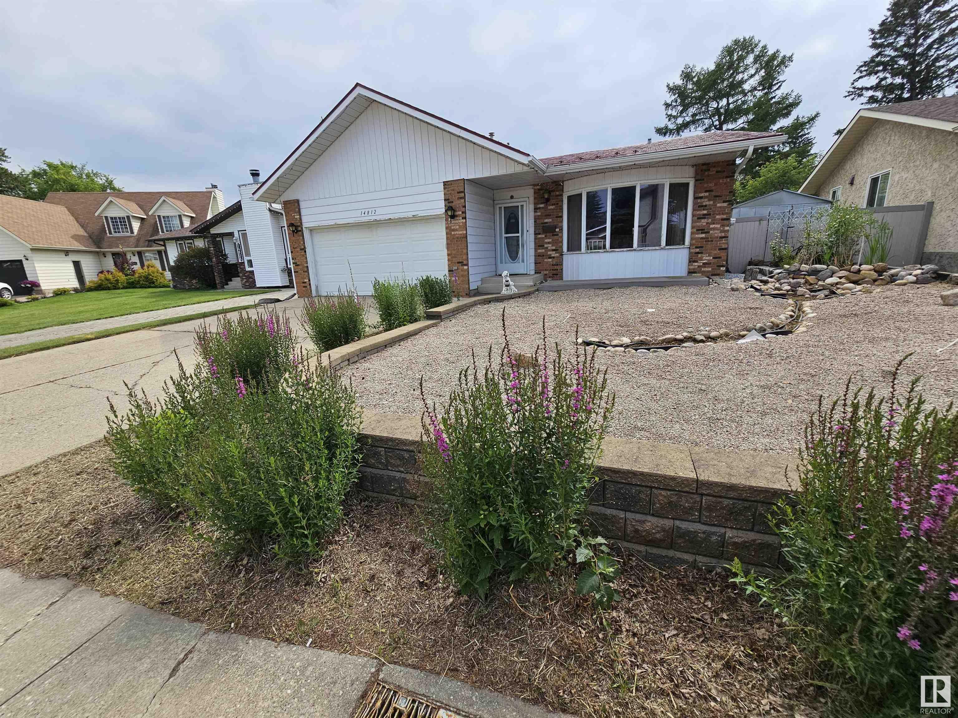 14812 56 Street NW  Edmonton AB T5A 4H6 photo