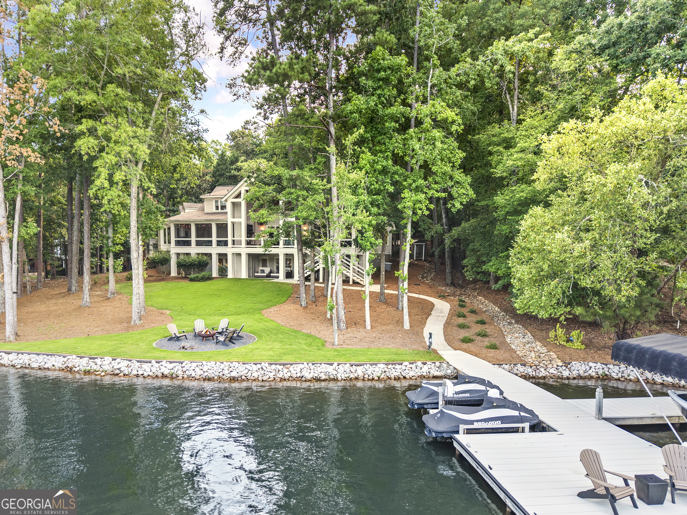 Property Photo: 1030 Scott Loop GA 30642