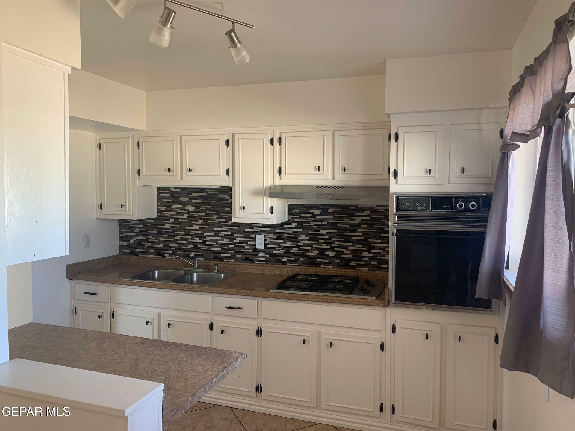 Property Photo: 9924 Minuteman Street TX 79924