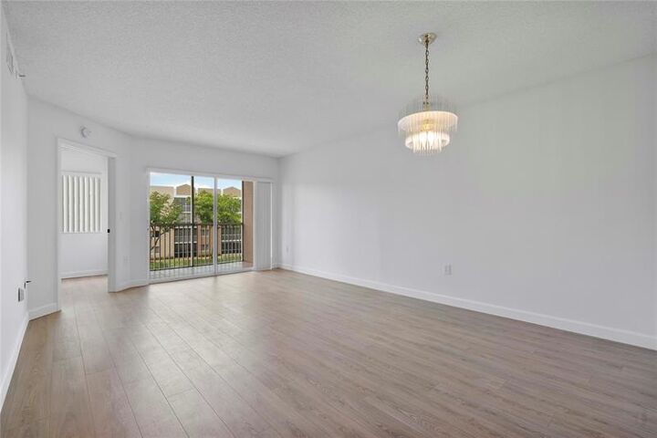 Property Photo:  9537 Weldon Cir I309  FL 33321 