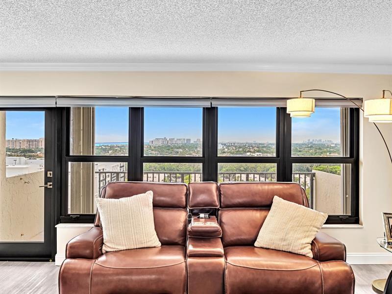Property Photo: 3200 N Port Royale Dr 1502 FL 33308