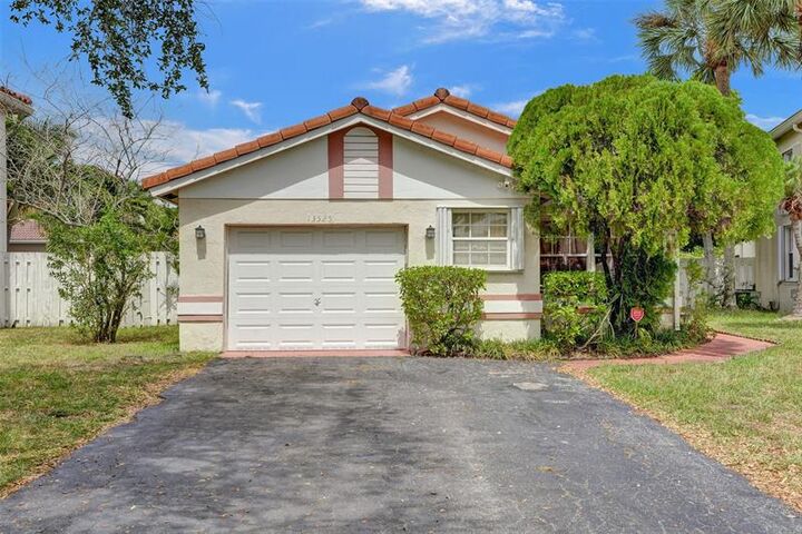 Property Photo:  13525 NW 5th Ct  FL 33325 