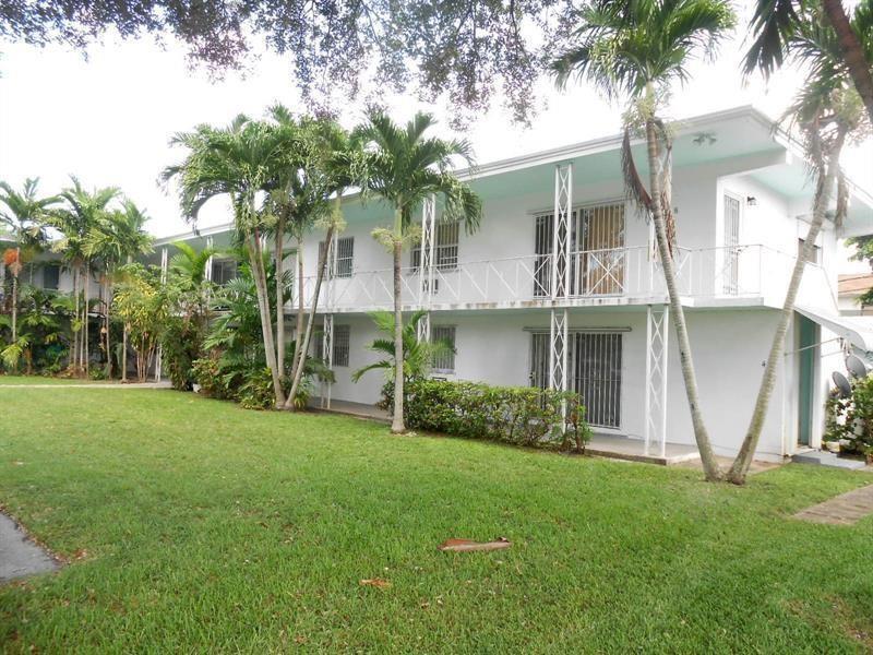 Property Photo: 790 NE 91st St 8 FL 33138