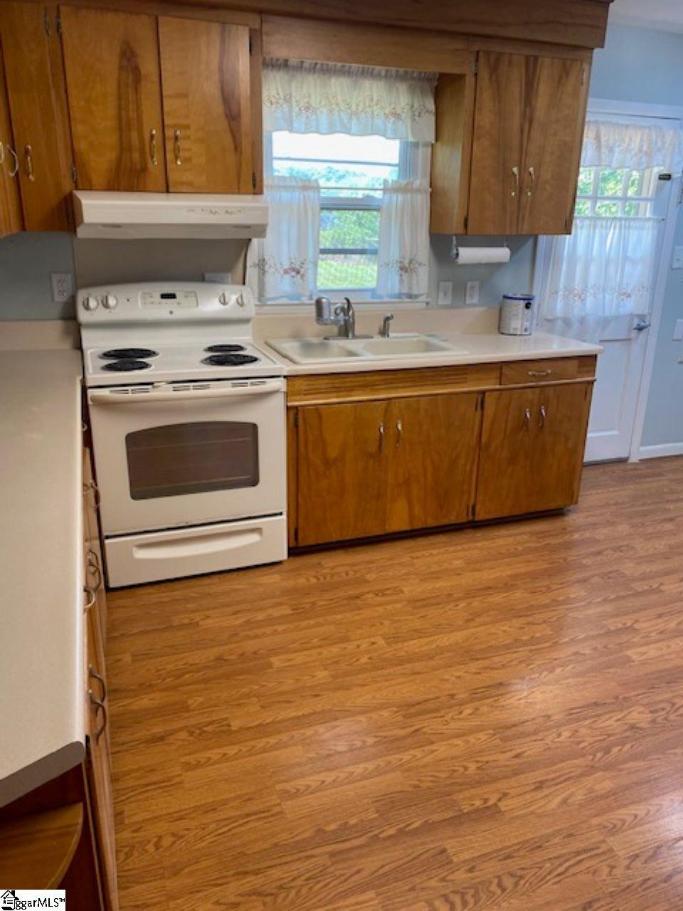 Property Photo:  147 Dover Road  SC 29301 