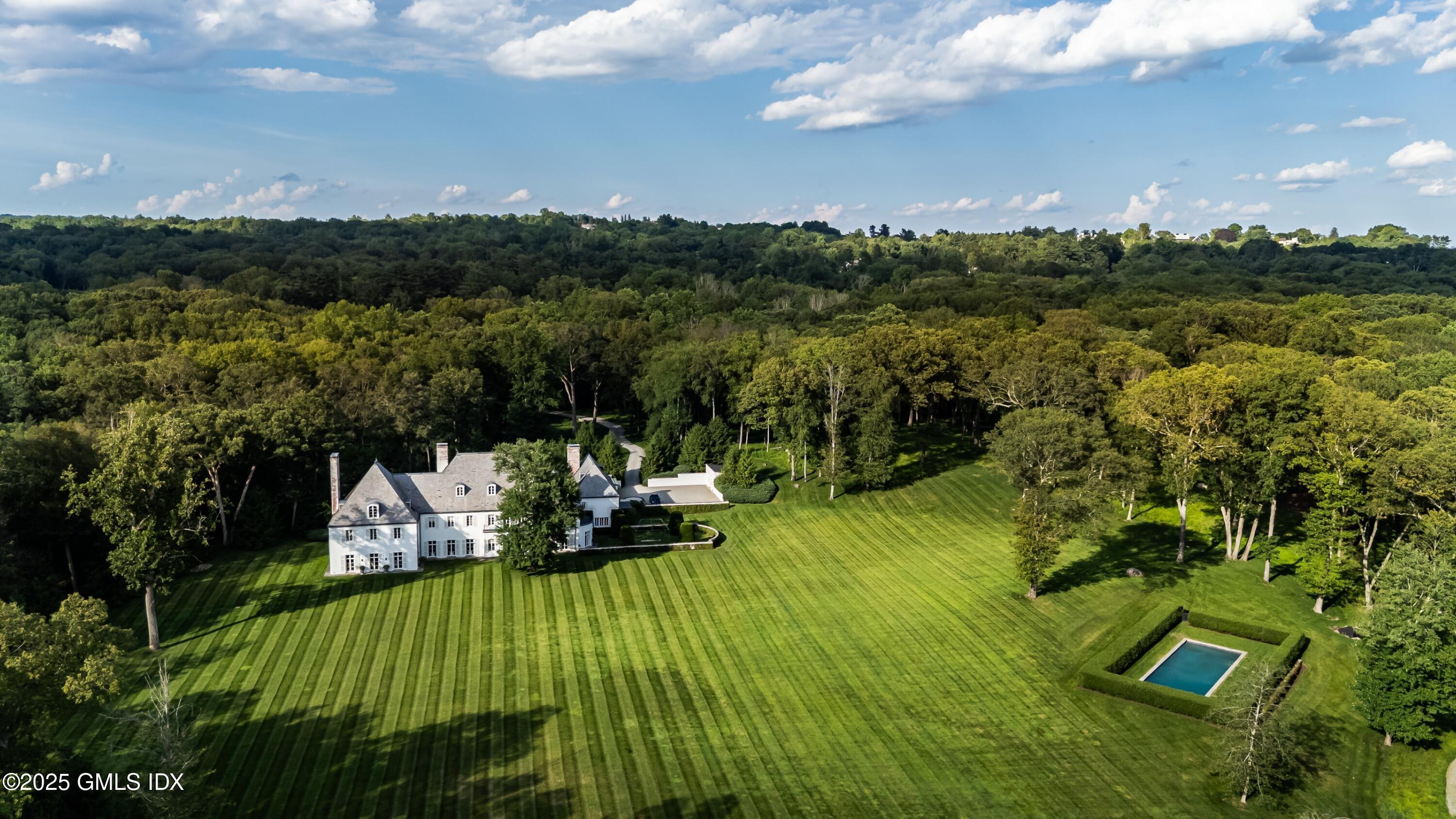 104 Dans Highway  New Canaan CT 06840 photo