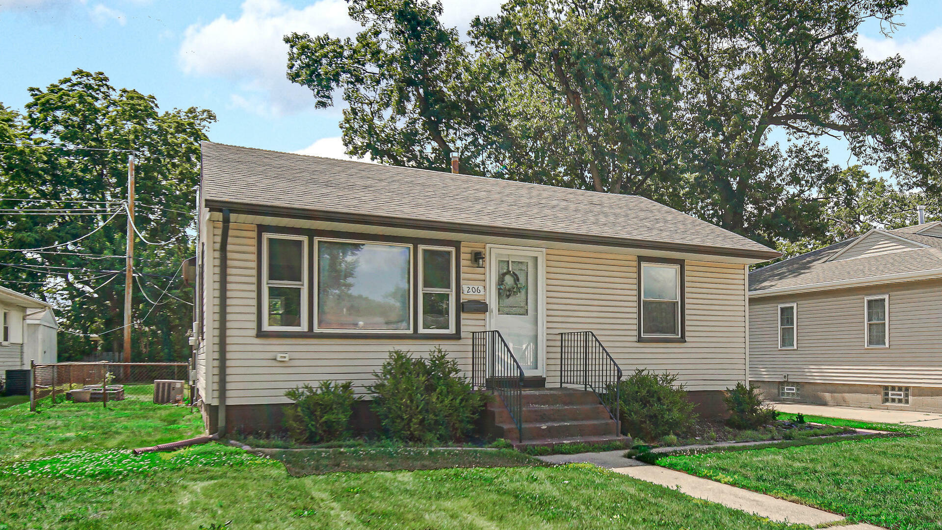 Property Photo: 206 N Oakwood Drive IN 46319