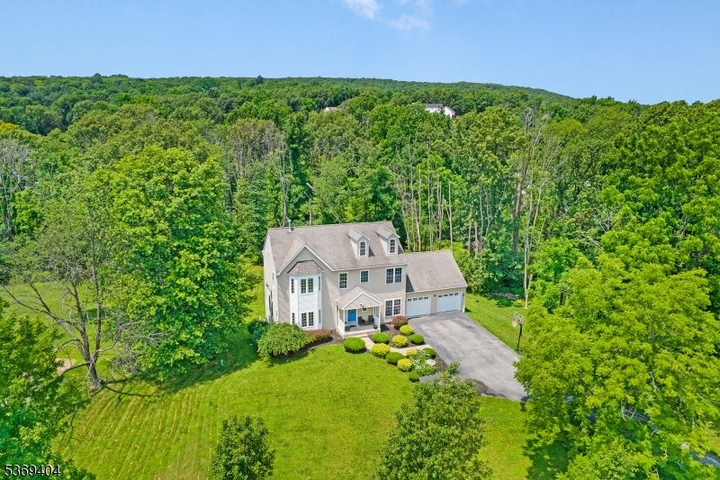 Property Photo: 4 Telfer Dr NJ 07418