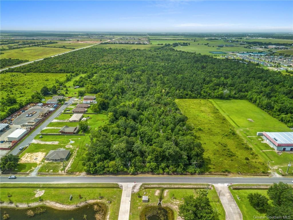 Property Photo: 0 E Prien Lake Road LA 70615