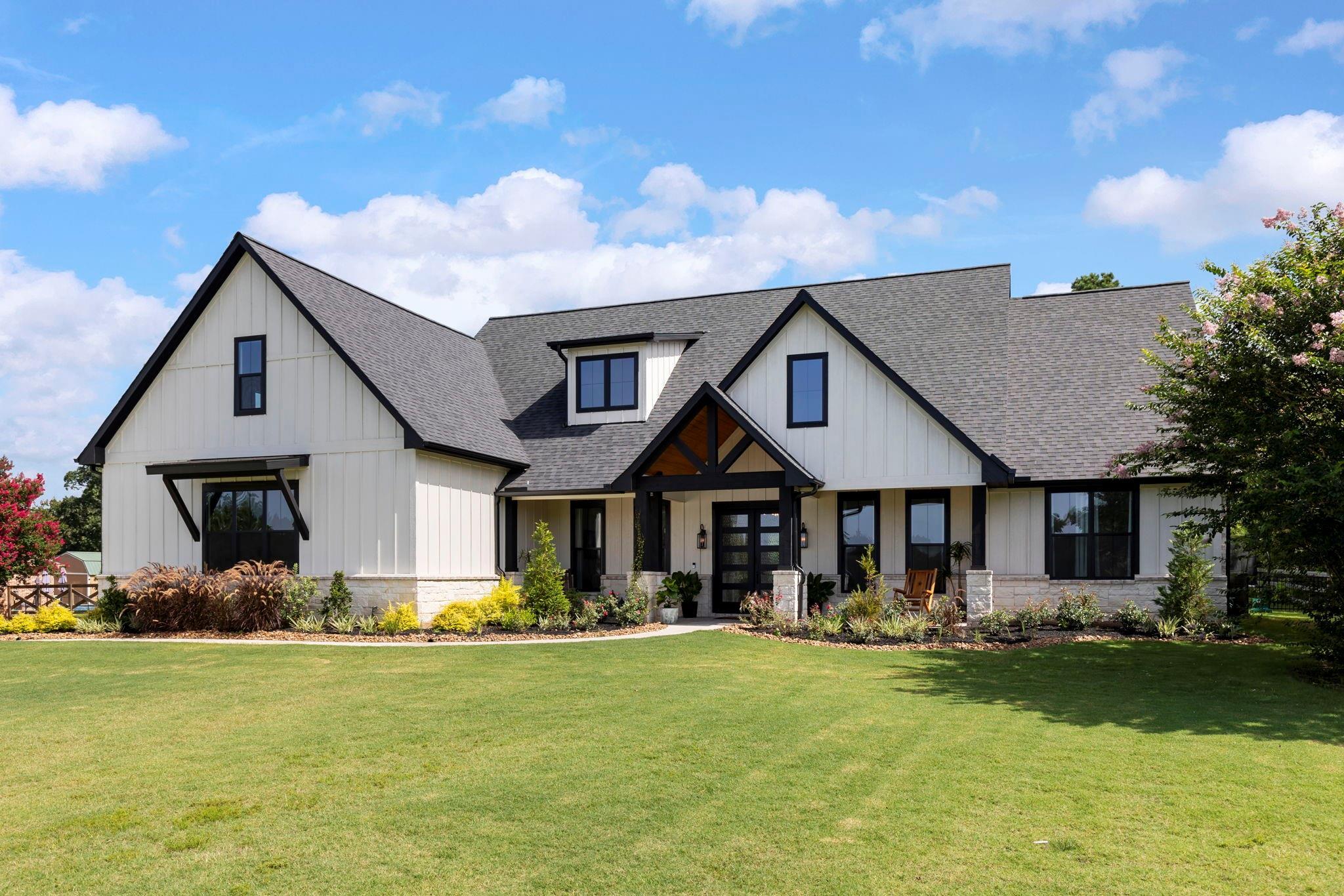Property Photo: 9207 Grand Lake Estates Drive TX 77316