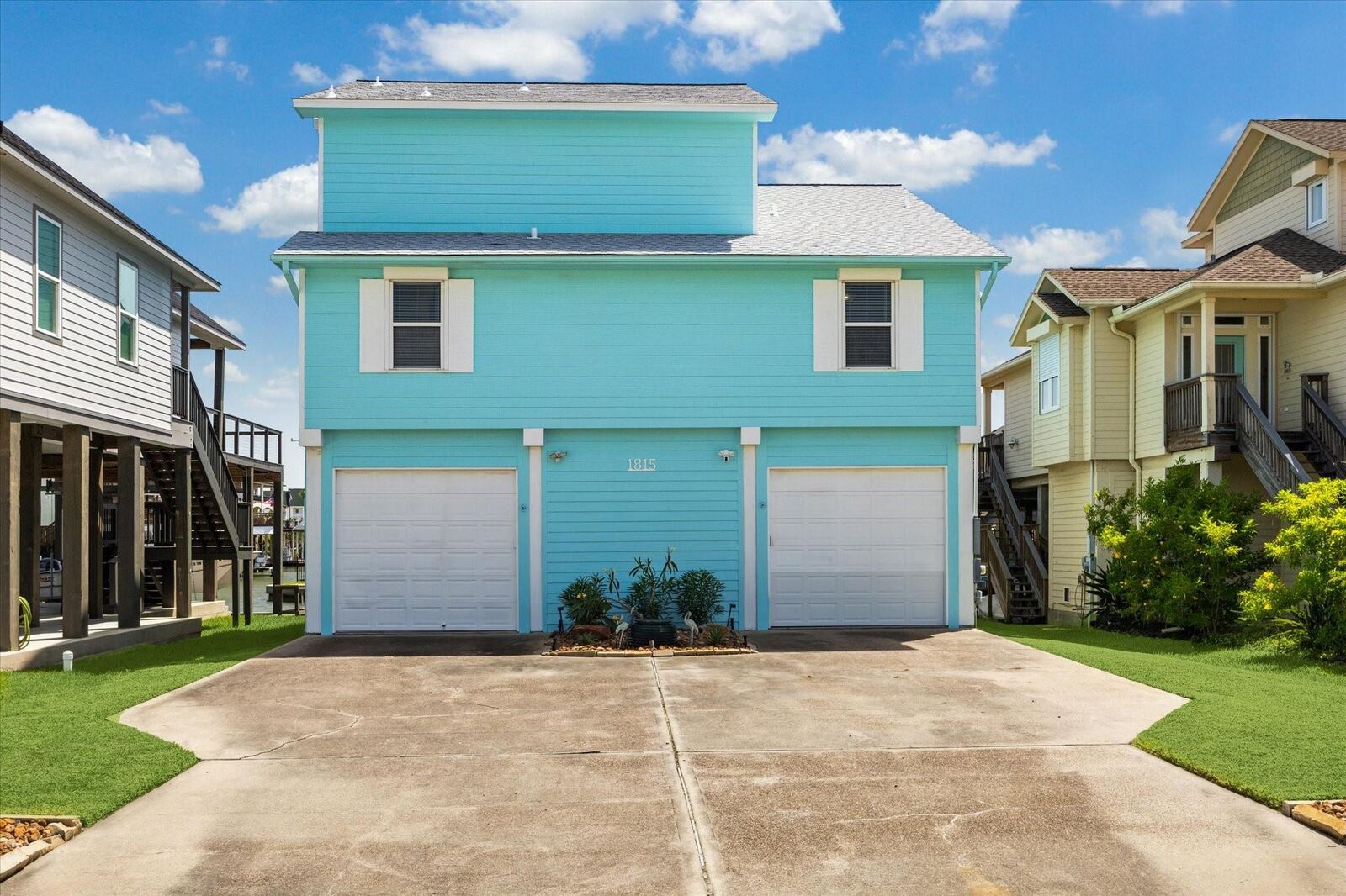 Property Photo:  1815 Tiki Drive  TX 77554 