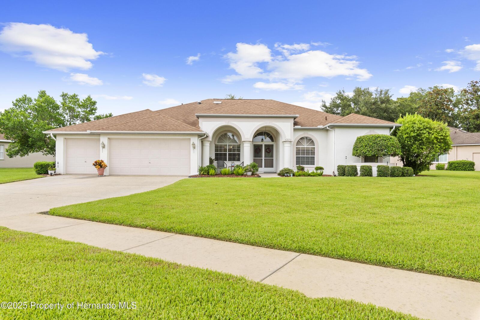 Property Photo:  5279 Secretariat Run  FL 34609 