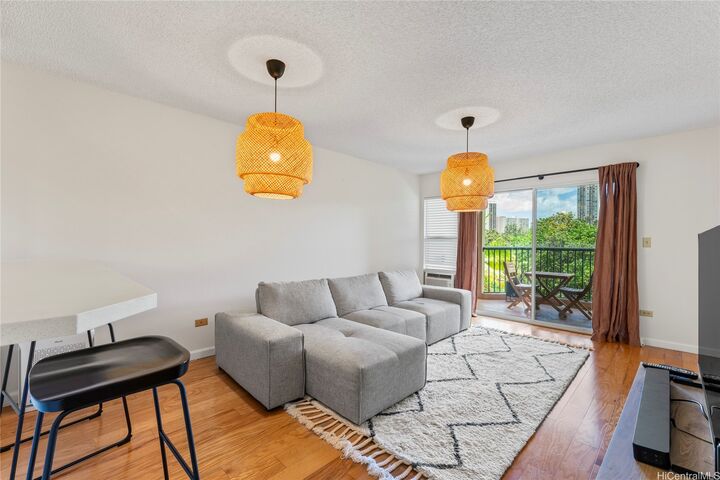 3075 Ala Poha Place 206  Honolulu HI 96818 photo