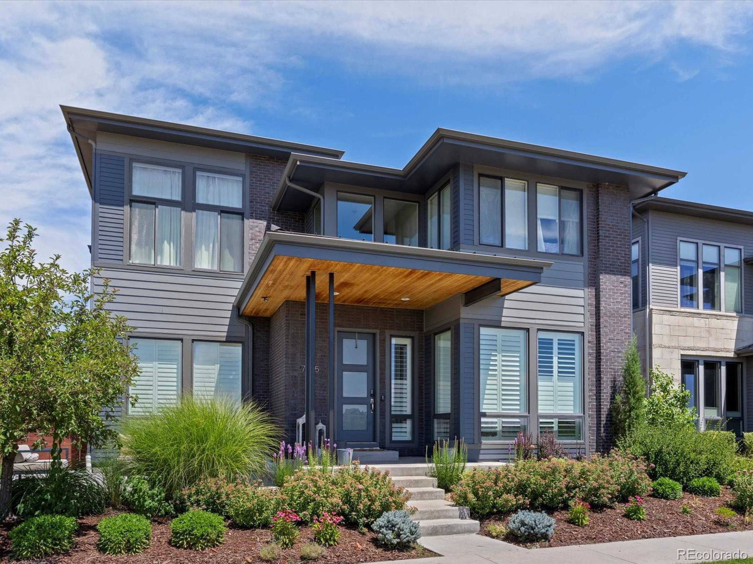 Property Photo: 7945 E Prairie Meadow Dr CO 80238