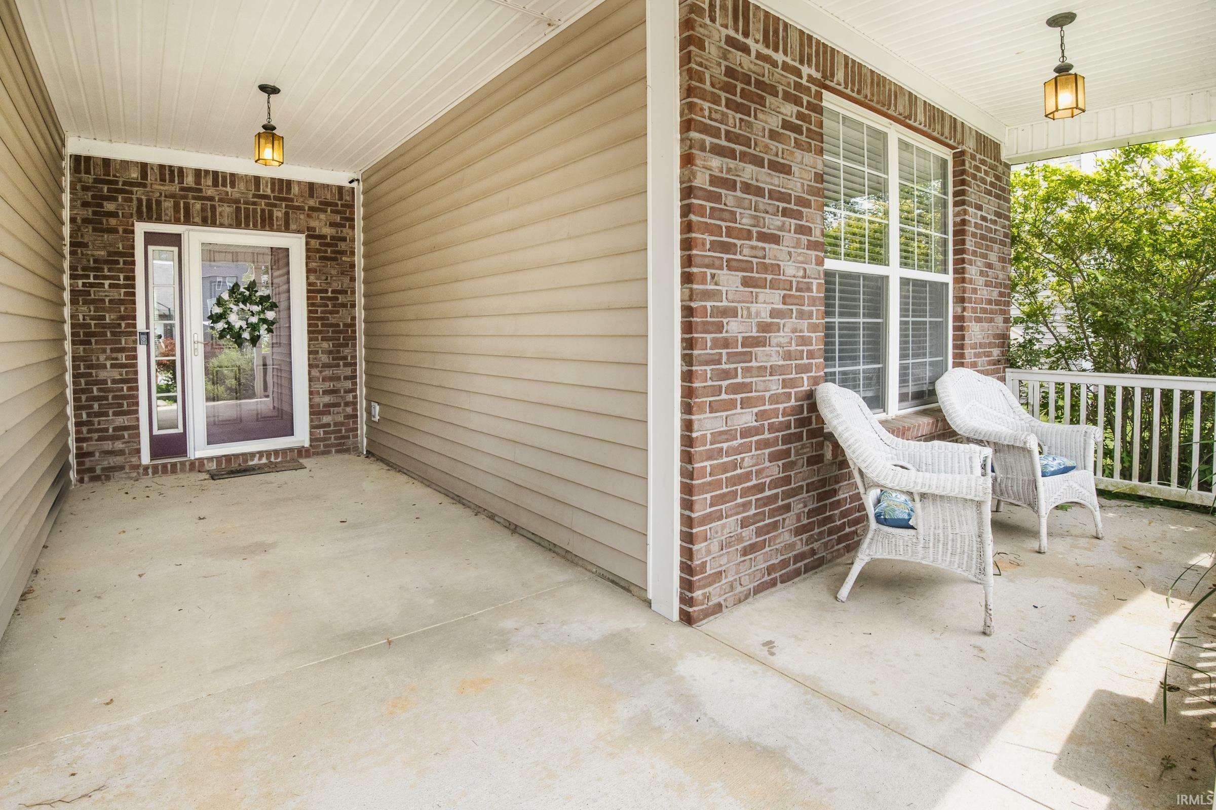 Property Photo: 3636 S Glasgow Circle IN 47403