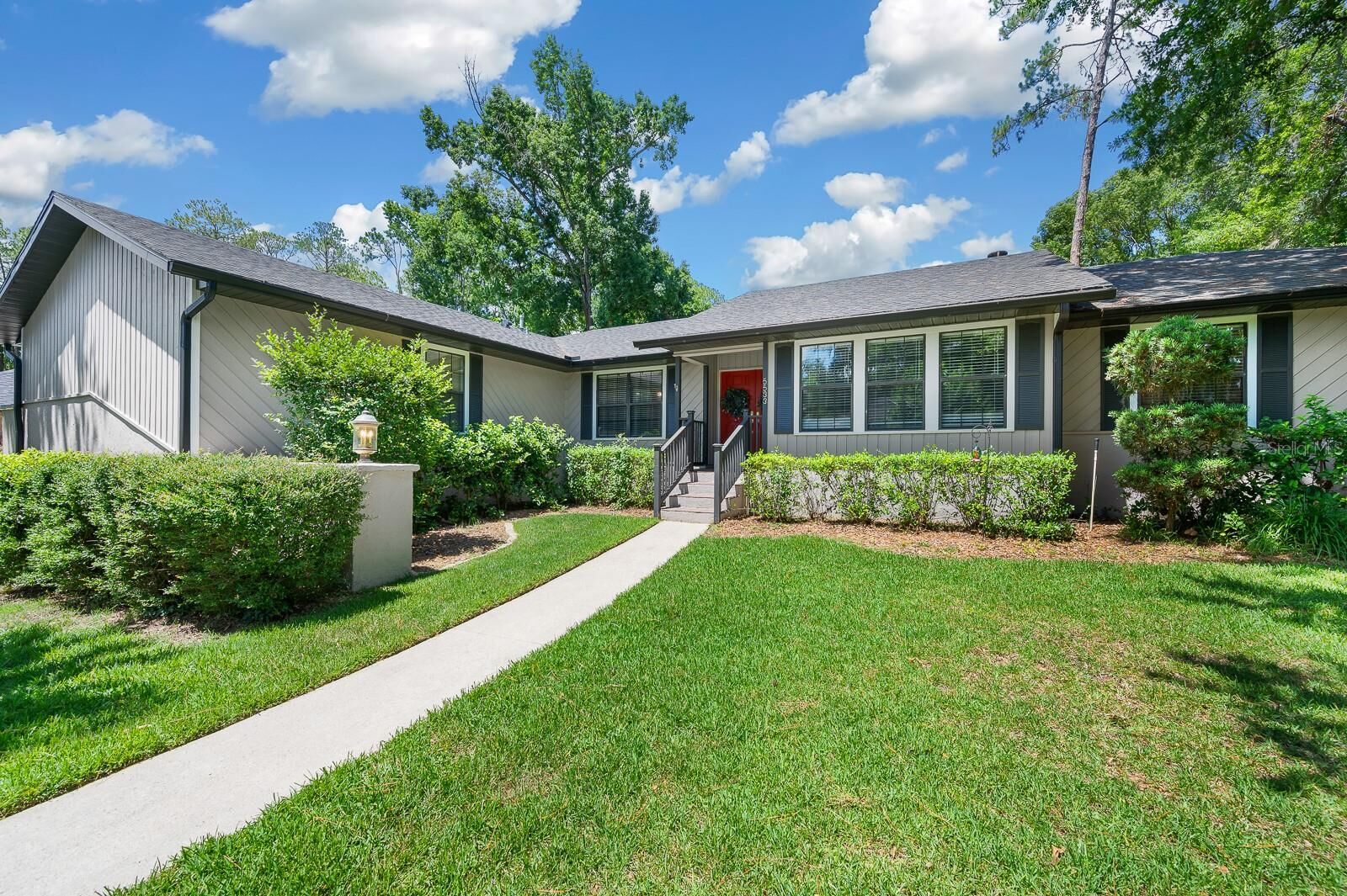 Property Photo: 5533 SW 37th Lane FL 32608