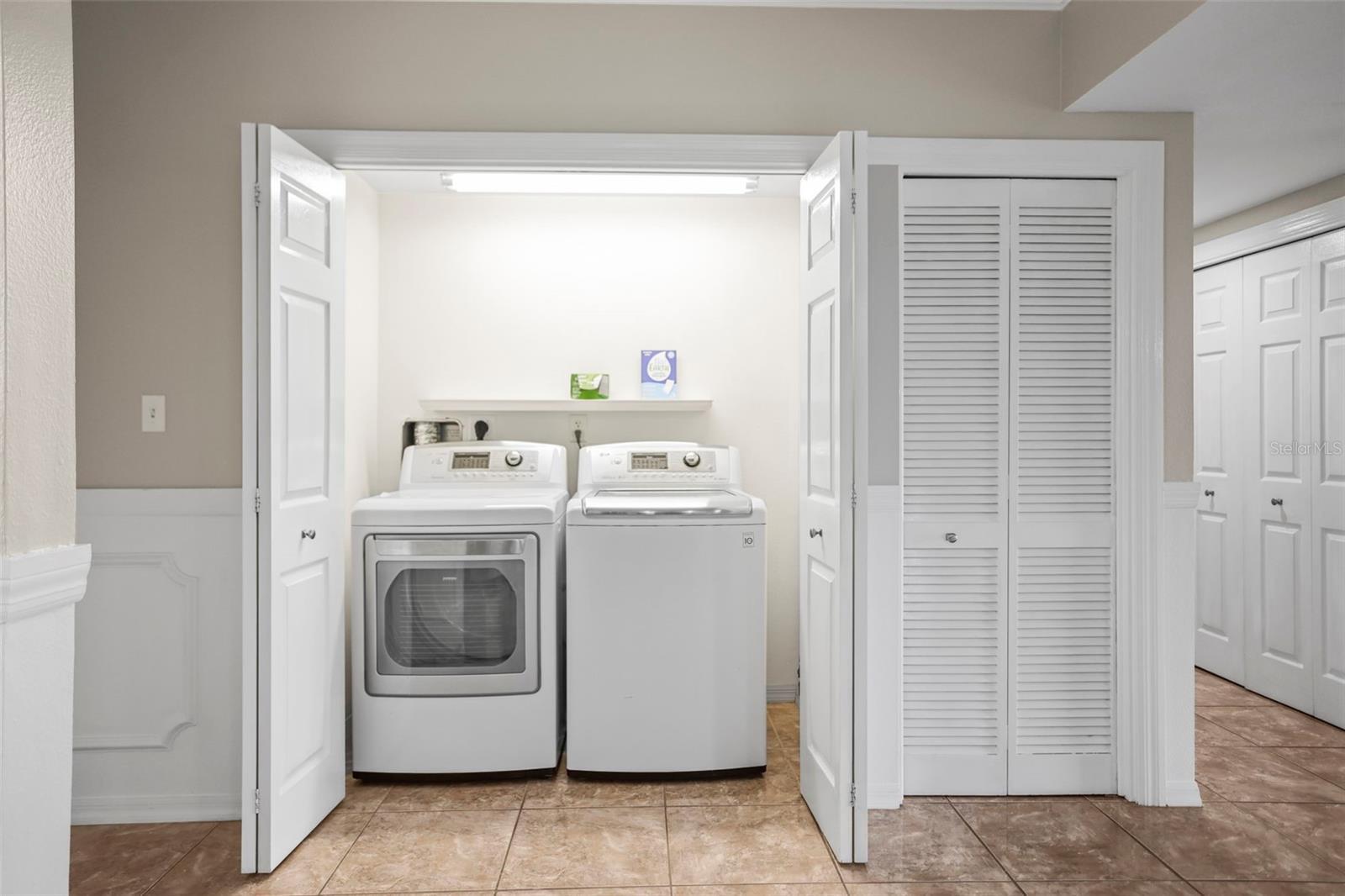 Property Photo: 6450 Shoreline Dr Drive 9202 FL 33708