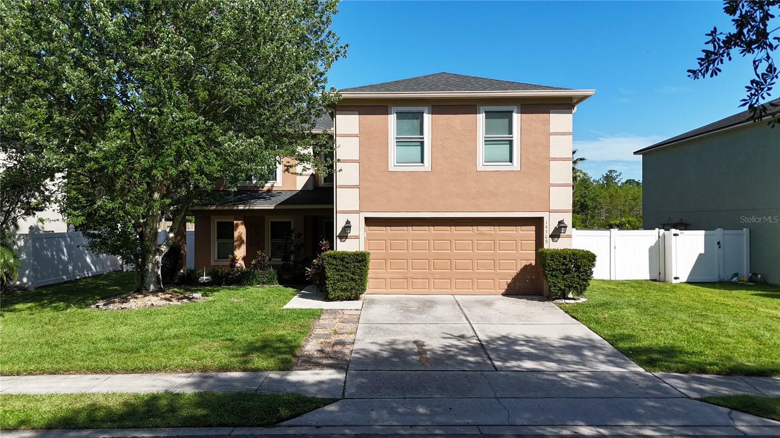 Property Photo: 14308 Abington Heights Drive FL 32828