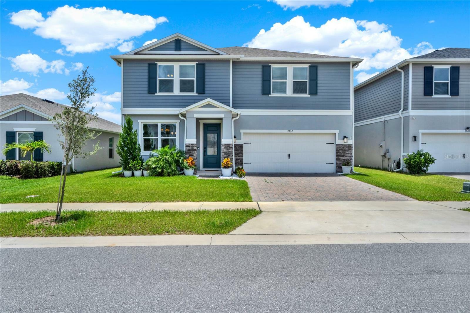 Property Photo: 2912 Sanctuary Drive FL 34714