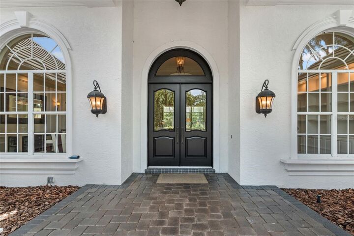 Property Photo:  6959 Westchester Circle  FL 34202 