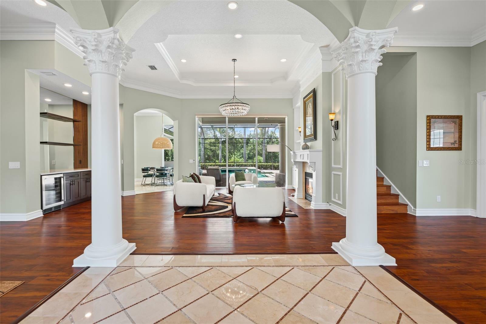 Property Photo: 6959 Westchester Circle FL 34202