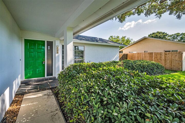 Property Photo:  2559 Redwood Circle  FL 33763 