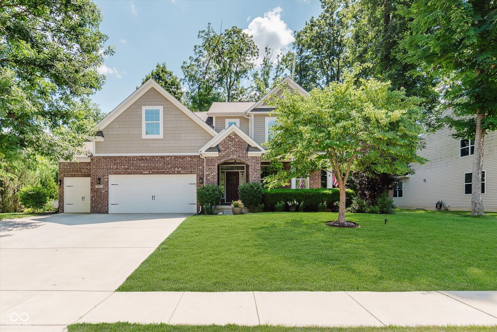 Property Photo:  823 Colin Drive  IN 46123 
