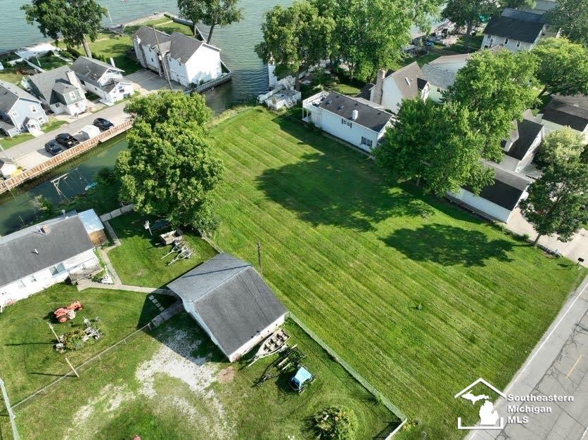 Property Photo: 11309 Harold Drive MI 48157