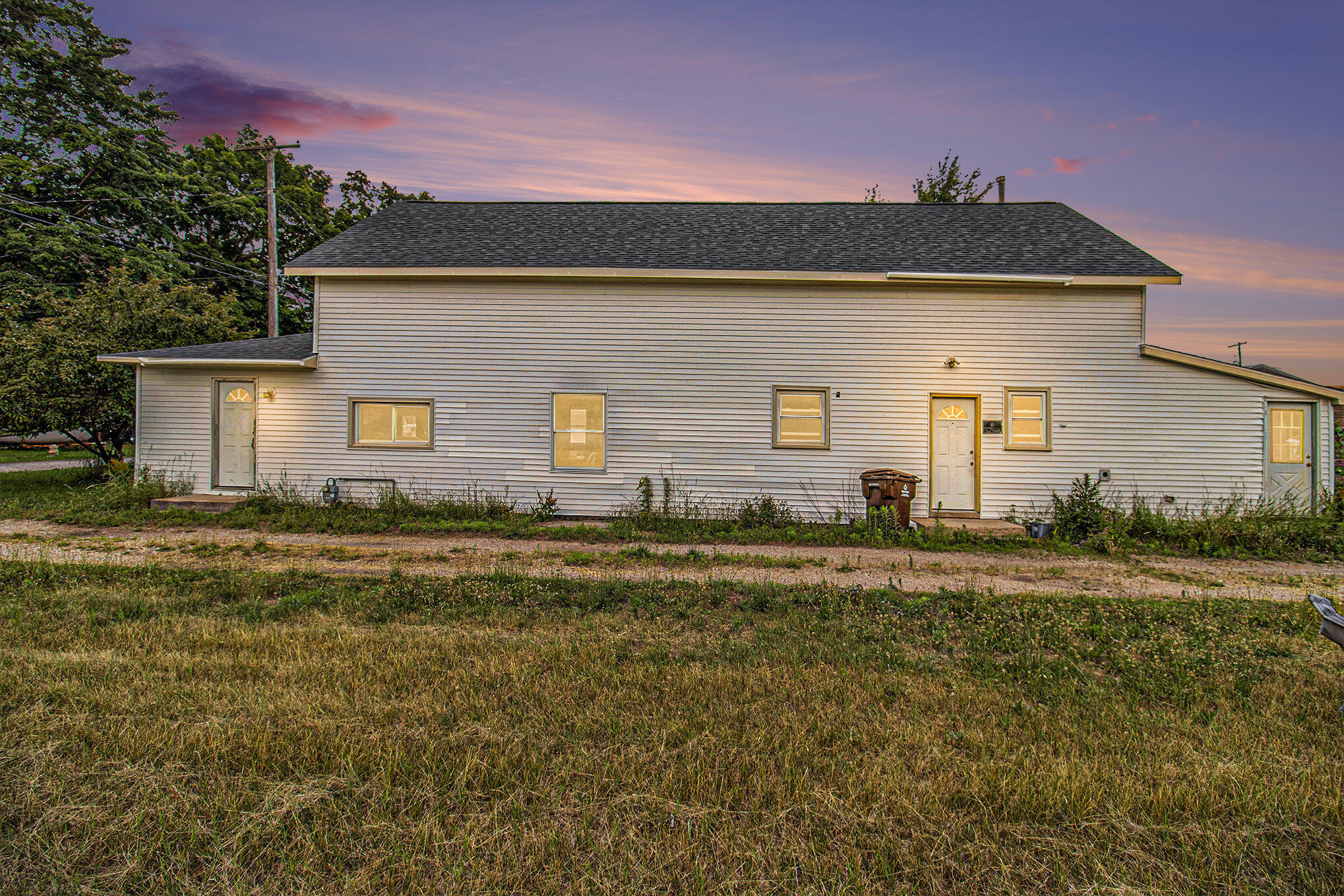 117 S B Street  Trufant MI 49347 photo