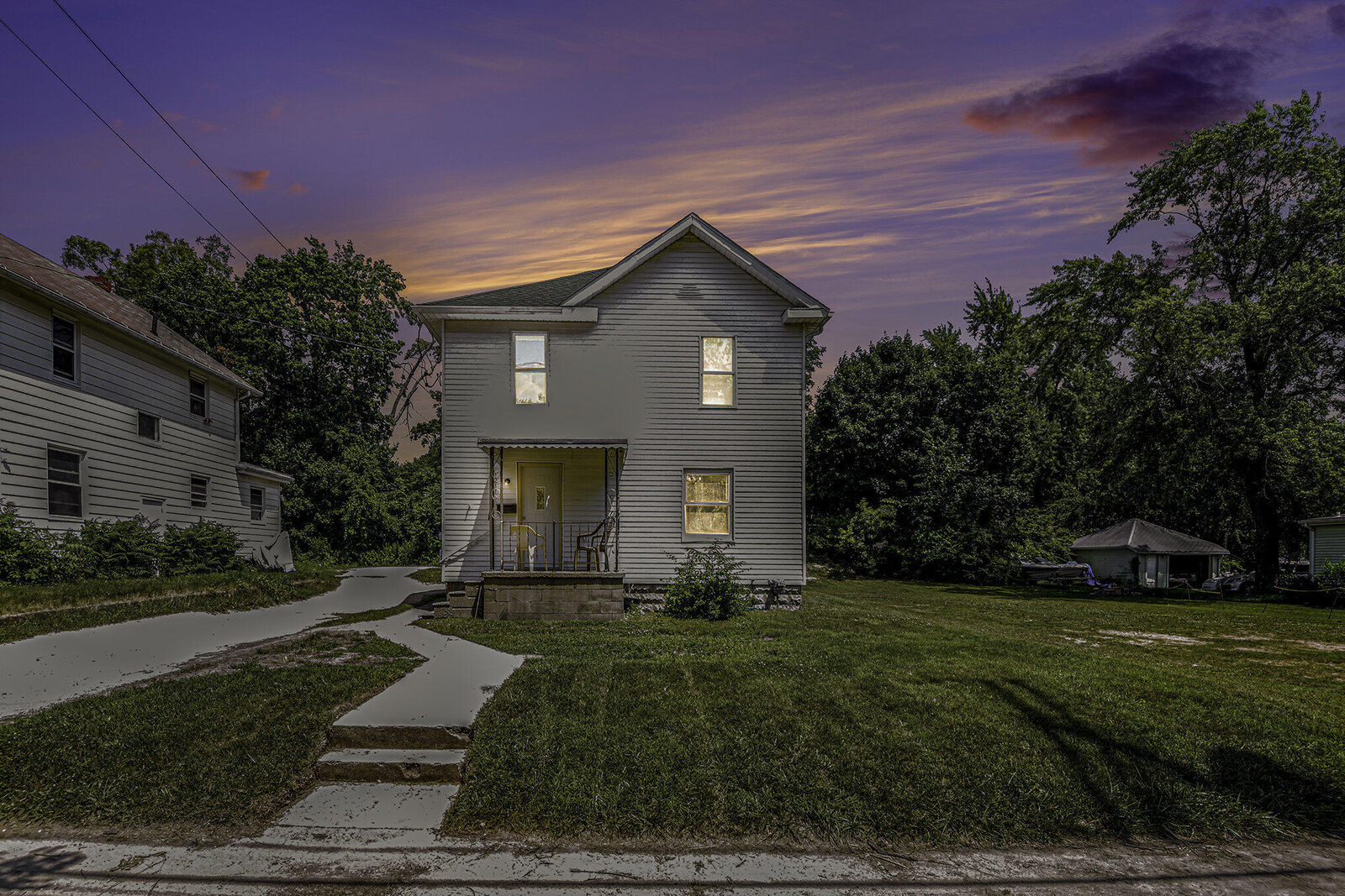 Property Photo: 1211 S Jackson Street MI 49203