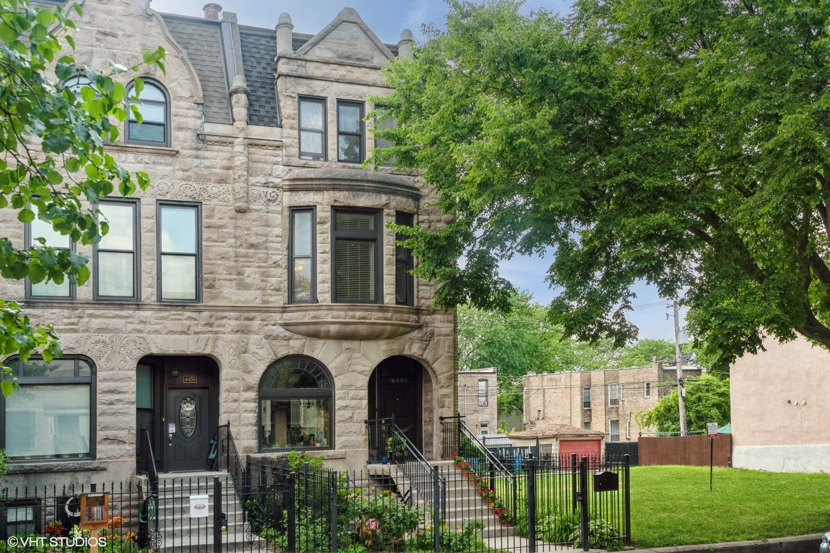 4456 S Berkeley Avenue  Chicago IL 60653 photo