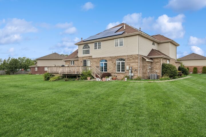 Property Photo:  1815 Covenant Lane  IL 60411 