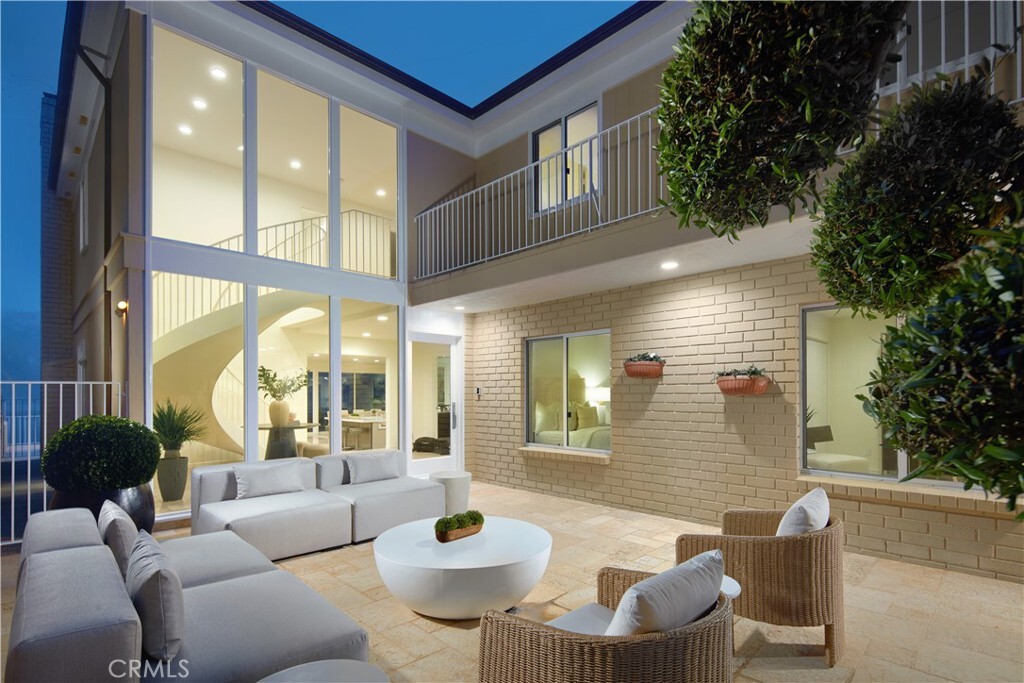 Property Photo: 29 Linda CA 92660