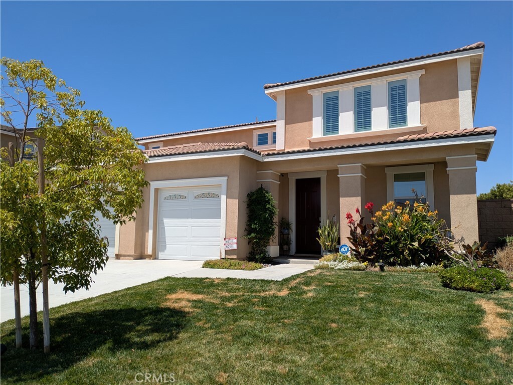 Property Photo: 27185 Endion Court CA 92585