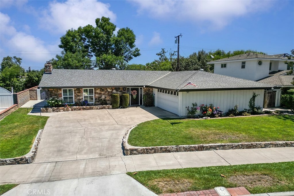 Property Photo: 927 E Fairway Drive CA 92866