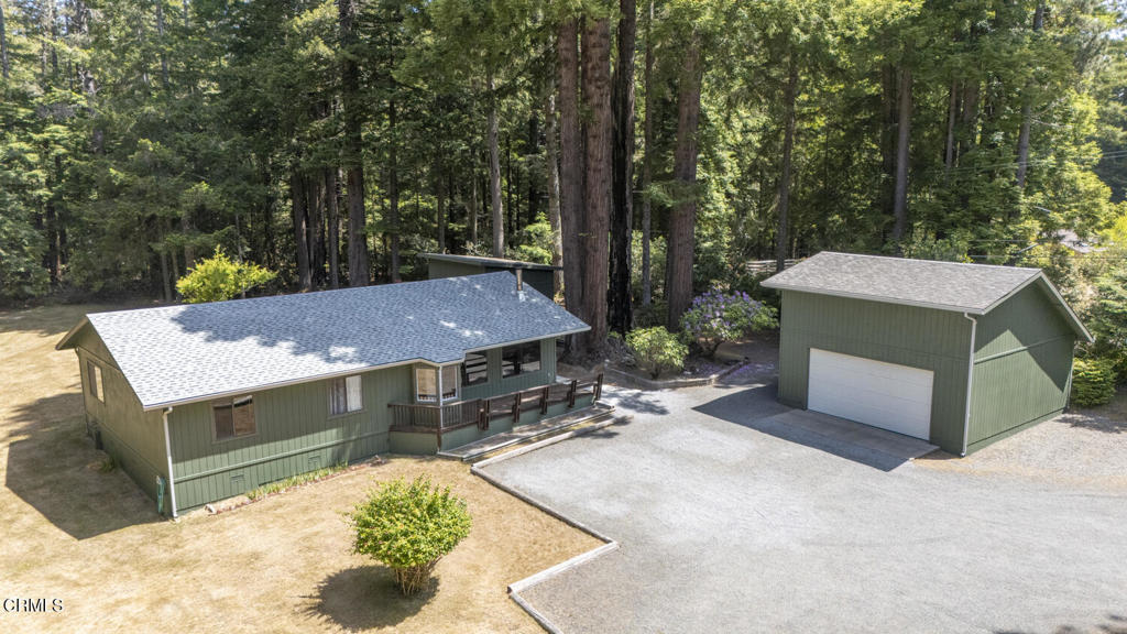 10850 Cummings Lane  Mendocino CA 95460 photo