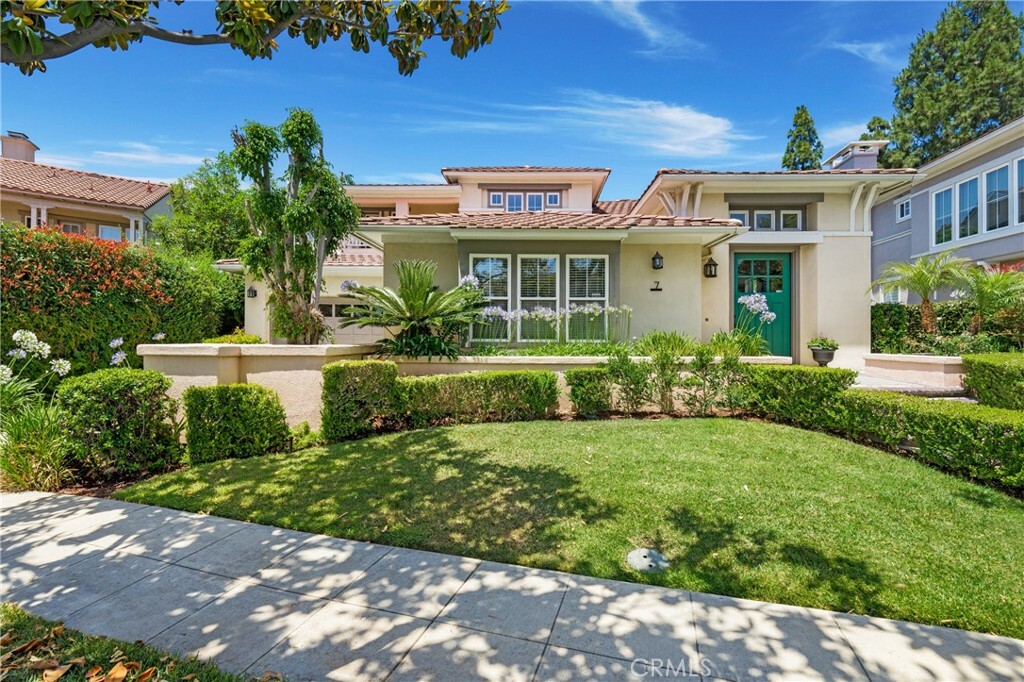 Property Photo: 7 Glenhaven Lane CA 92620