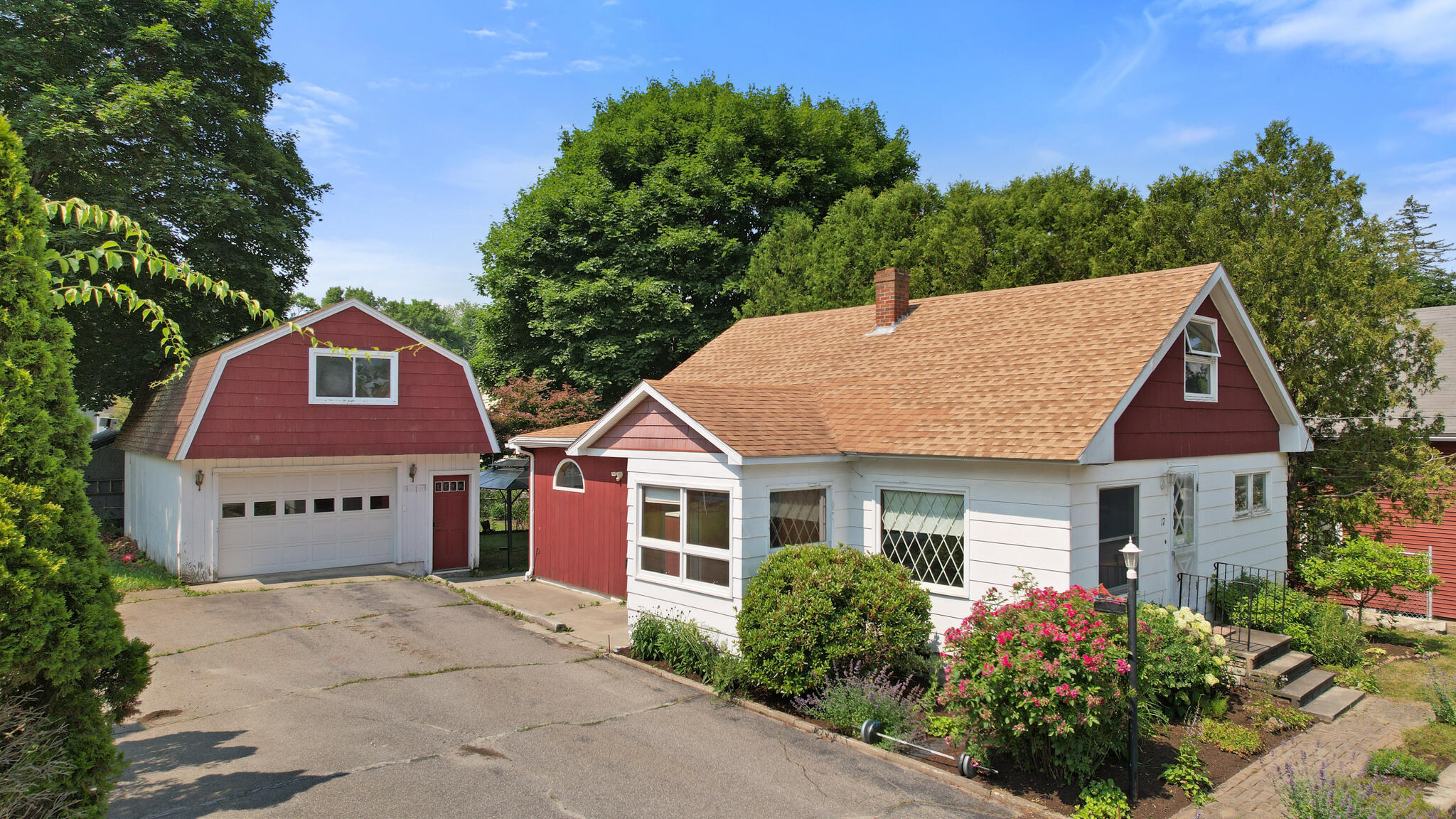 Property Photo: 17 Pendleton Street ME 04412
